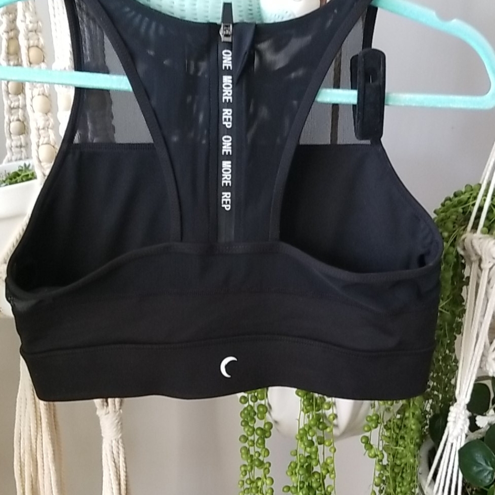ZYIA Black Sport Bra - Picture 3 of 4